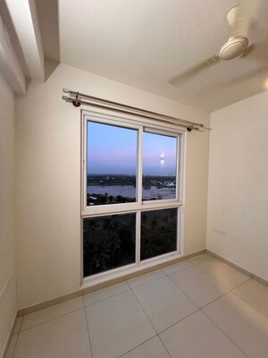 Room in 2 BHK Apartment at Godrej Royale Woods, Devanahalli – for Rent