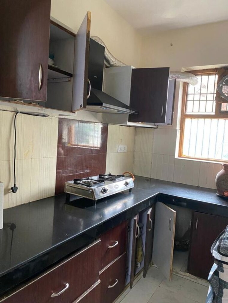 Kitchen, sector 9a 3 Bedroom 2250 Sq.Ft. Builder Floor In Sector 9a Gurgaon 10427568