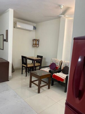 3 BHK Builder Floor For Rent in Sector 9a