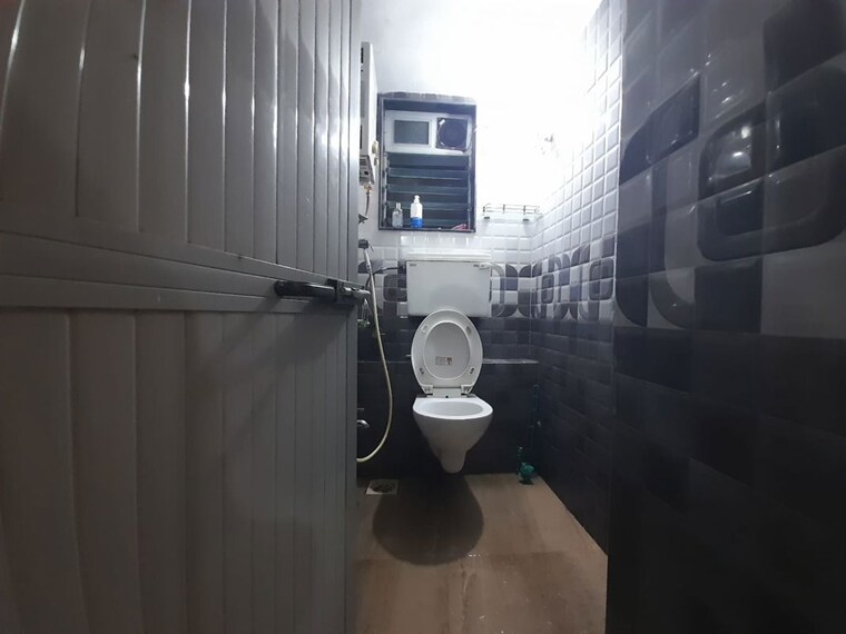 Bathroom, dudhsagar-apartment 2 Bedroom 590 Sq.Ft. Apartment In Goregaon East Mumbai 10427592