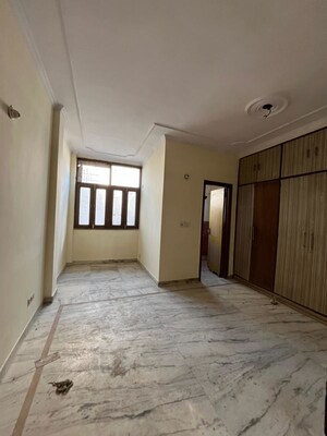 2 BHK Builder Floor For Rent in Kalkaji
