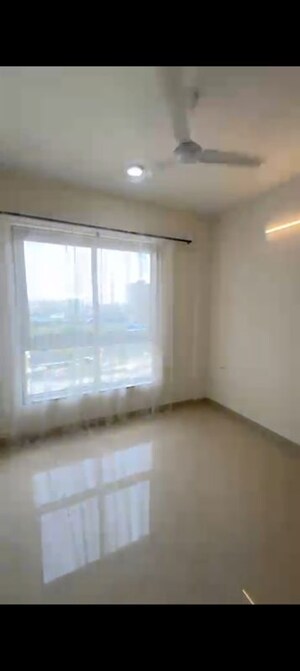 Room in 2 BHK Apartment at Hubtown Rising City, Ghatkopar East – for Rent