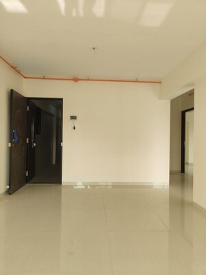 Room in 2 BHK Apartment at Hubtown Rising City, Ghatkopar East – for Rent