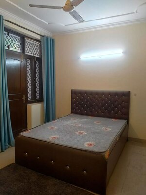 Bedroom in 3 BHK Builder Floor at Ardee City, Sector 52 – for Rent