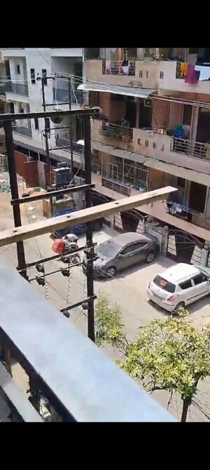 Gym in 2 BHK Builder Floor at Shalimar Garden – for Sale