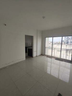 Room in 1 BHK Apartment at Godrej Vihaa, Badlapur East – for Rent