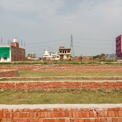 Plot For Sale in Parao
