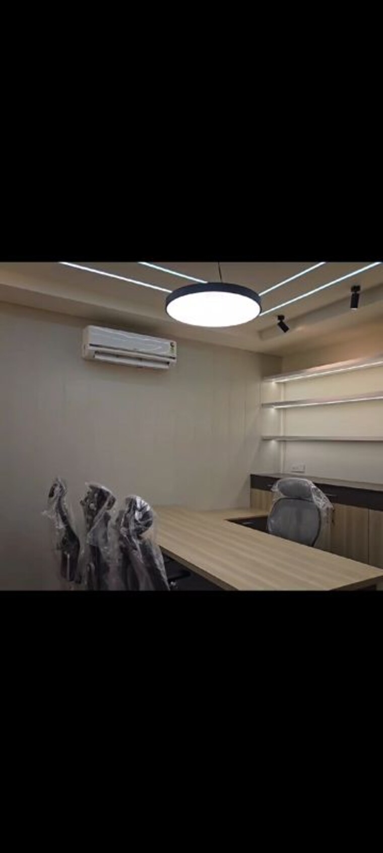 Bathroom, sector 16 Commercial Office Space 2000 Sq.Ft. In Sector 16 Noida 10427765
