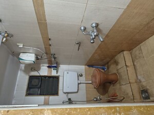 Furnished Amenities in 1 BHK Apartment at Nehru Nagar – for Rent