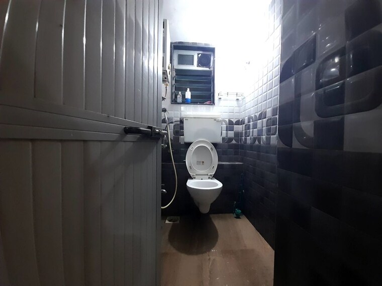 Washroom, dudhsagar-apartment 2 Bedroom 850 Sq.Ft. Apartment In Goregaon East Mumbai 10427801