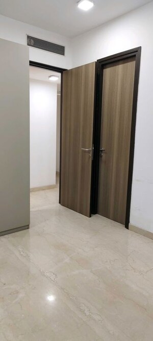 3 BHK Apartment For Rent in Lodha The Park, Worli