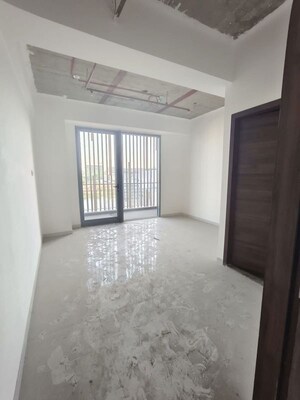 Room in  Office Space at GSV Vertica, Kharadi – for Rent