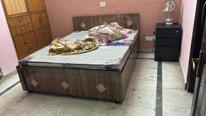 Bedroom in 2 BHK Builder Floor at S S Southend, Sector 49 – for Rent