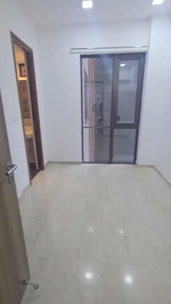 3 BHK + Pooja Room,Servant Room Apartment For Rent in Lodha The Park