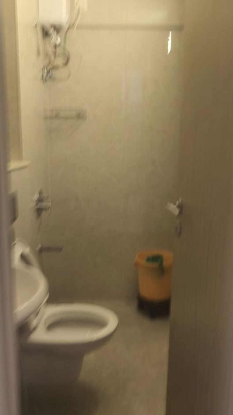 Bathroom, sheth-vasant-blossom 2 Bedroom 850 Sq.Ft. Apartment In Marol Mumbai 10427803