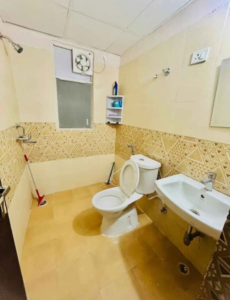 Team Area, amrapali-centurian-park 2 Bedroom 880 Sq.Ft. Apartment In Tech Zone 4 Greater Noida Greater Noida 10427832