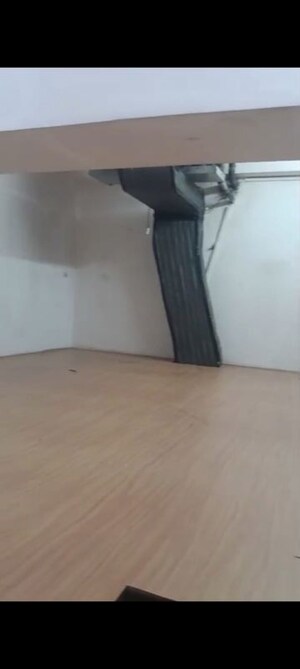 Room in  Office Space at Kanch Pada – for Rent