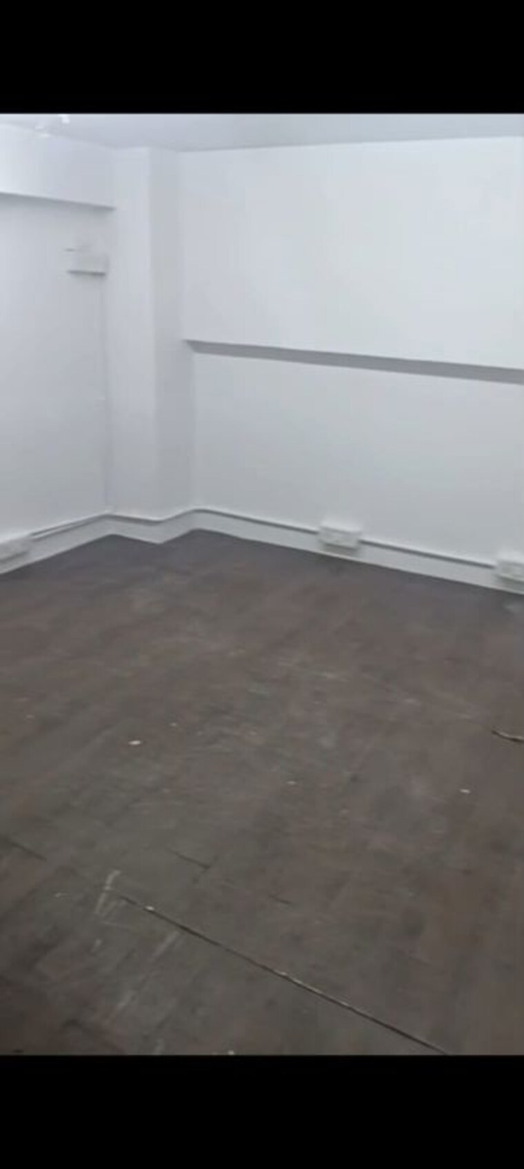 Room, kanch pada Commercial Office Space 300 Sq.Ft. In Kanch Pada Mumbai 10427835