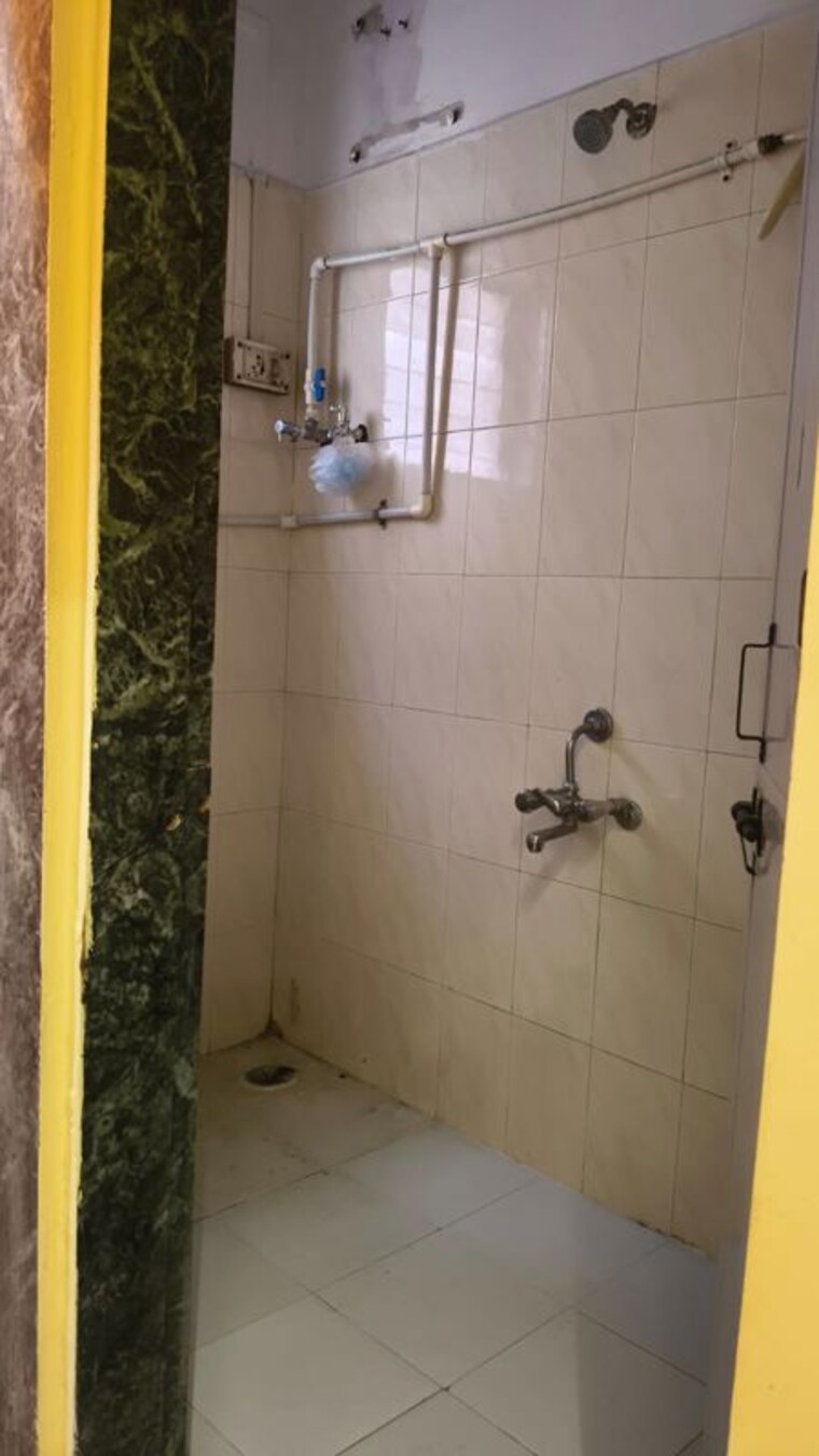 Bathroom, choice-goodwill-enclave 1.5 Bedroom 450 Sq.Ft. Apartment In Tingre Nagar Pune 10427833