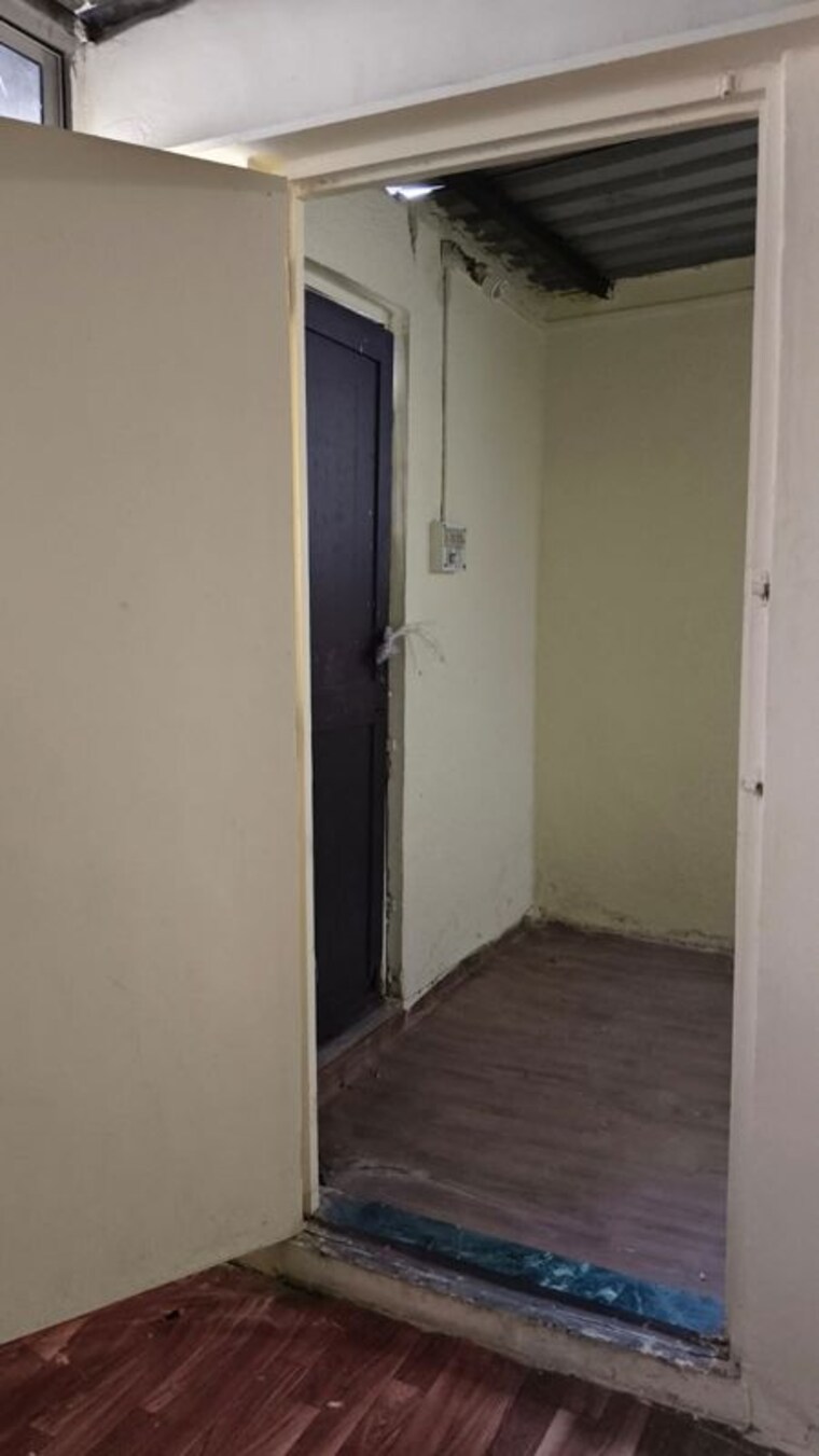 Room, choice-goodwill-enclave 1.5 Bedroom 450 Sq.Ft. Apartment In Tingre Nagar Pune 10427833