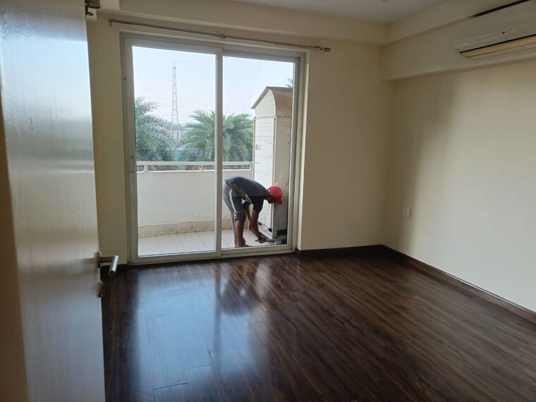 Room, emaar-palm-terraces-select 4 Bedroom 2410 Sq.Ft. Apartment In Sector 66 Gurgaon 10427364