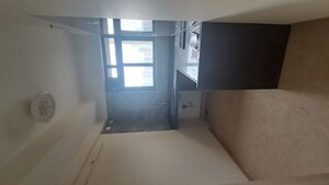 Room in 2 BHK Apartment at Dosti Eastern Bay, Wadala – for Rent