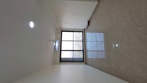 Room in 3 BHK Apartment at Dosti Eastern Bay, Wadala – for Rent