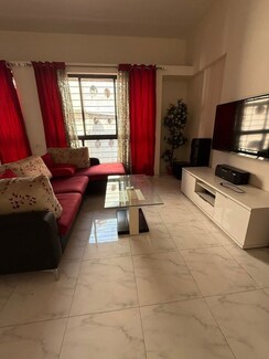 3 BHK Apartment For Rent in Ishwar Parmar Trade Centre