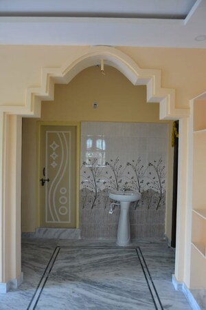  2 BHK Builder Floor at Kismatpur – for Rent