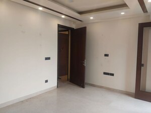 Room in 3 BHK Builder Floor at Greater Kailash I – for Rent