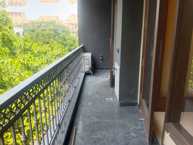 Balcony, greater kailash i 3 Bedroom 1800 Sq.Ft. Builder Floor In Greater Kailash I Delhi 10427907