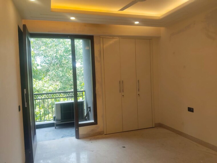 Room, greater kailash i 3 Bedroom 1800 Sq.Ft. Builder Floor In Greater Kailash I Delhi 10427907