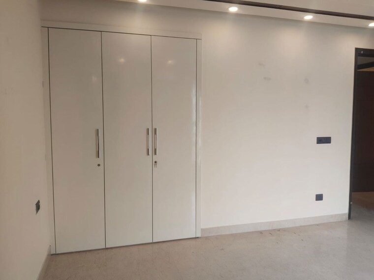 Room, greater kailash i 3 Bedroom 1800 Sq.Ft. Builder Floor In Greater Kailash I Delhi 10427907