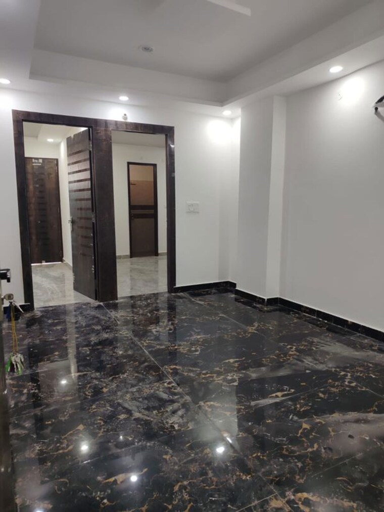 Room, vrindavan-tower 2 Bedroom 850 Sq.Ft. Builder Floor In Shahberi Greater Noida 10427897
