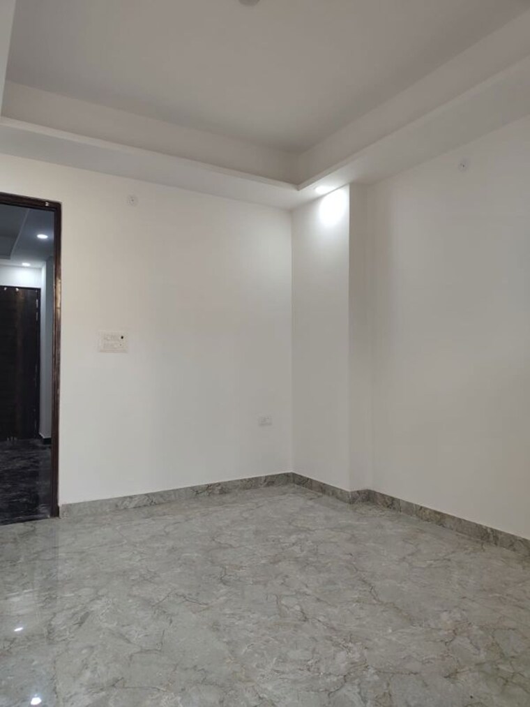 Room, vrindavan-tower 2 Bedroom 850 Sq.Ft. Builder Floor In Shahberi Greater Noida 10427897