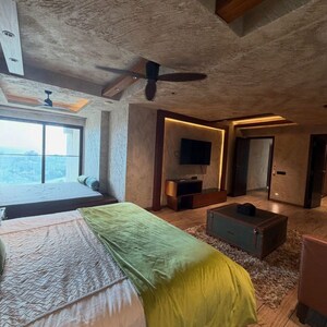 Bedroom in 5 BHK Penthouse at Andheri West – for Sale