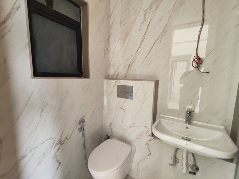 Bathroom, dosti-eastern-bay 2 Bedroom 766 Sq.Ft. Apartment In Wadala Mumbai 10427928