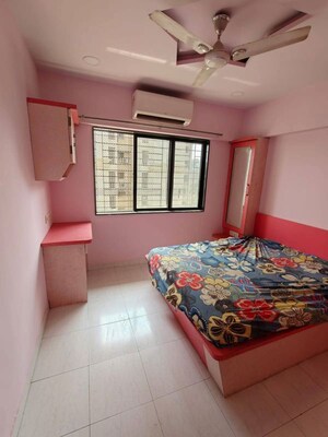 Bedroom in 2 BHK Apartment at Lok Yamuna, Andheri East – for Rent