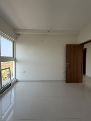 Room in 3 BHK Apartment at Esteem Retreat, Sanjay Nagar – for Rent