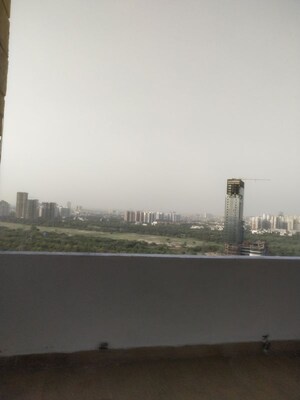 Swimming Pool in 4 BHK Apartment at Jaypee Greens Kalypso Court, Sector 128 – for Rent