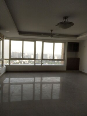 Kitchen in 4 BHK Apartment at Jaypee Greens Kalypso Court, Sector 128 – for Rent
