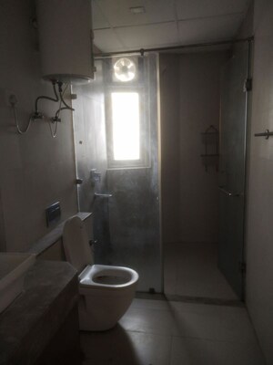 Bathroom in 4 BHK Apartment at Jaypee Greens Kalypso Court, Sector 128 – for Rent