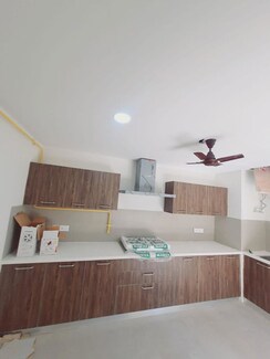 2 BHK + Store Room Apartment For Rent in Ireo The Corridors