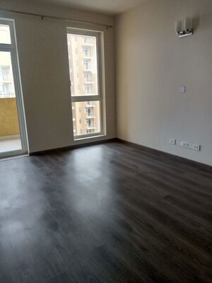 Room in 2 BHK Apartment at Ireo The Corridors, Sector 67a – for Rent