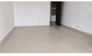 Room in 2 BHK Apartment at Indiabulls Centrum Park, Sector 103 – for Sale