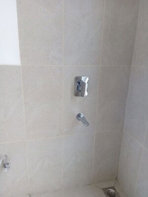 Bathroom in 3.5 BHK Apartment at Ireo The Corridors, Sector 67a – for Rent