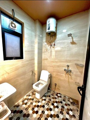 Furnished Amenities in 1 BHK Apartment at Dlf Phase V – for Rent