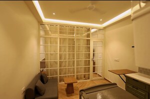Living Room in 1 BHK Apartment at Sector 42 – for Rent
