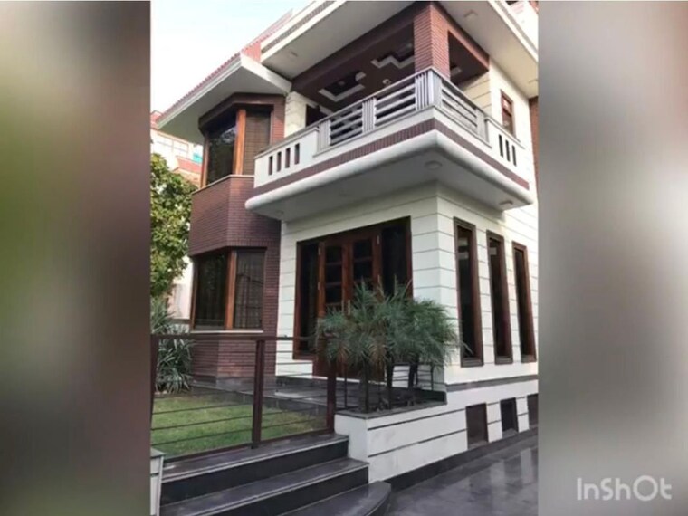 Exterior View, bptp-amstoria-country-floor 3 Bedroom 2700 Sq.Ft. Apartment In Sector 102 Gurgaon 10428037