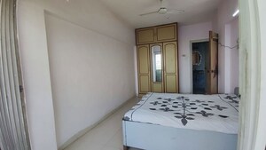 Room in 2 BHK Apartment at Raval Tower, Cbd Belapur Sector 11 – for Rent